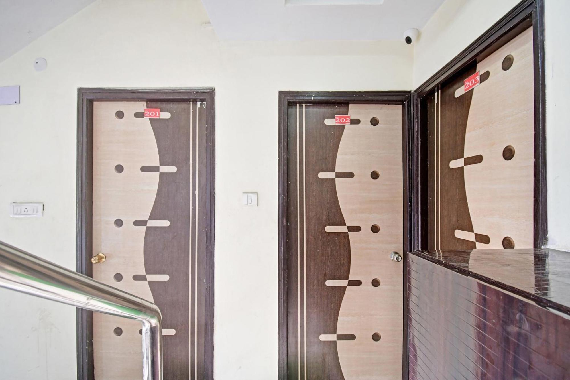 Hotel O New Aamaze Inn Near Acropolis Mall Kalküta Dış mekan fotoğraf